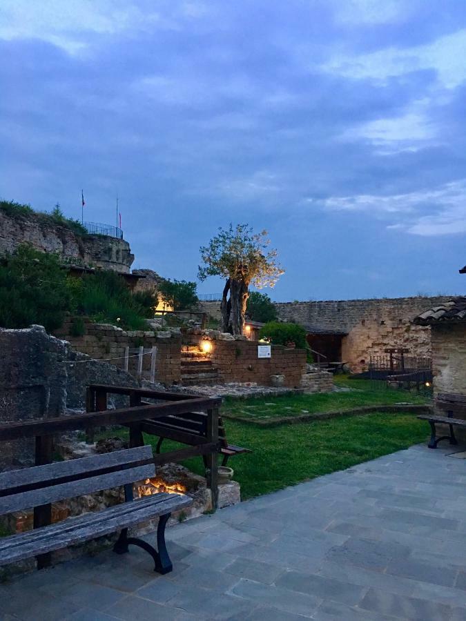 Alla Locanda Del Cinquecento Castrocaro Terme Bagian luar foto